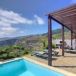 Miradoura By Lovelystay * Arco da Calheta (Madeira)