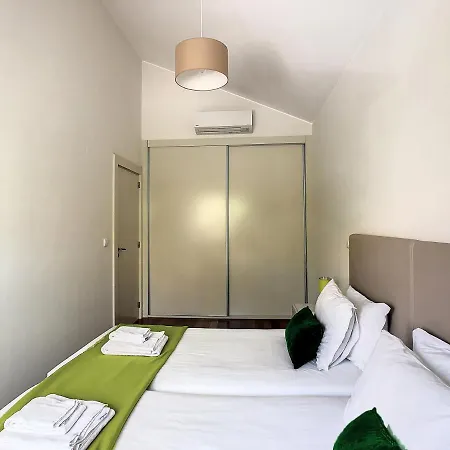 Willa Miradoura By Lovelystay *