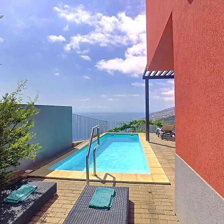 Miradoura By Lovelystay * Arco da Calheta (Madeira)