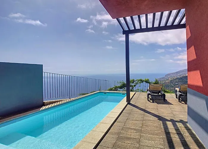 Miradoura By Lovelystay Vila Arco da Calheta (Madeira)